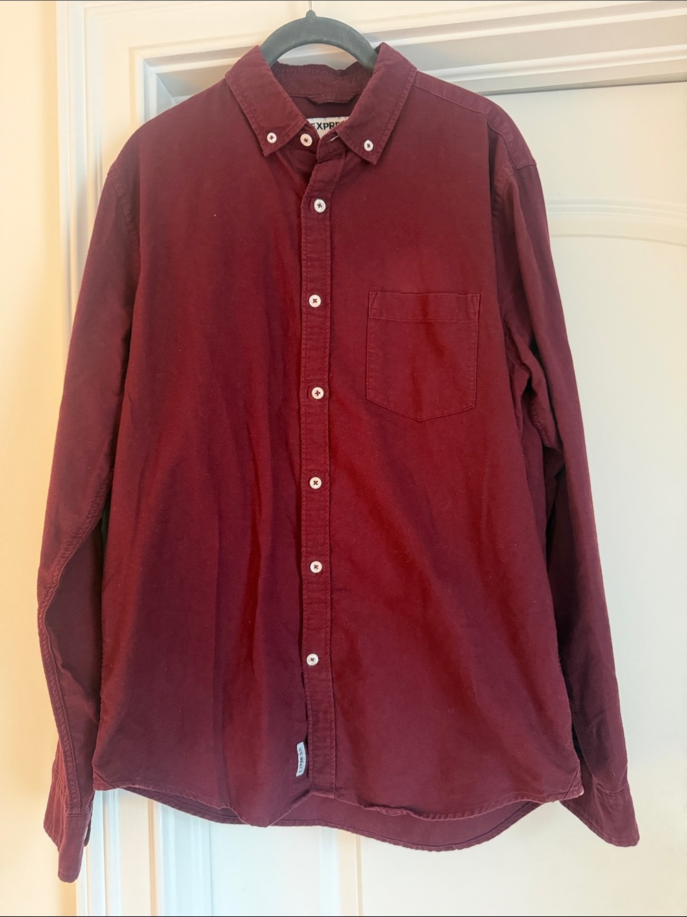 Express Men's Slim Soft Wash Button-Down Shirt in Burgundy Size Medium